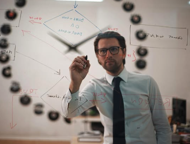 Francesco Ioppolo consulente AI per scuole
